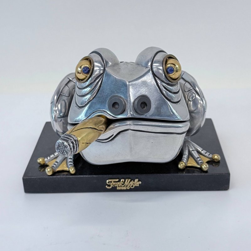 Металлическая скульптура «Лягушка» - Франк Майслер. (к)