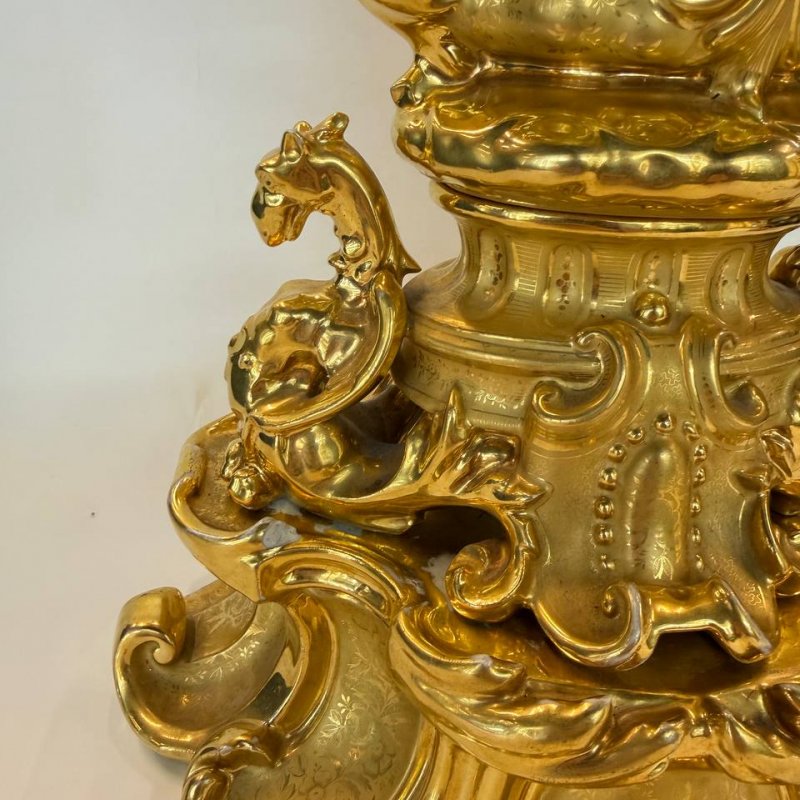 Ваза в стиле рококо