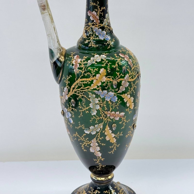 Кувшин зеленого стекла с эмалями Moser