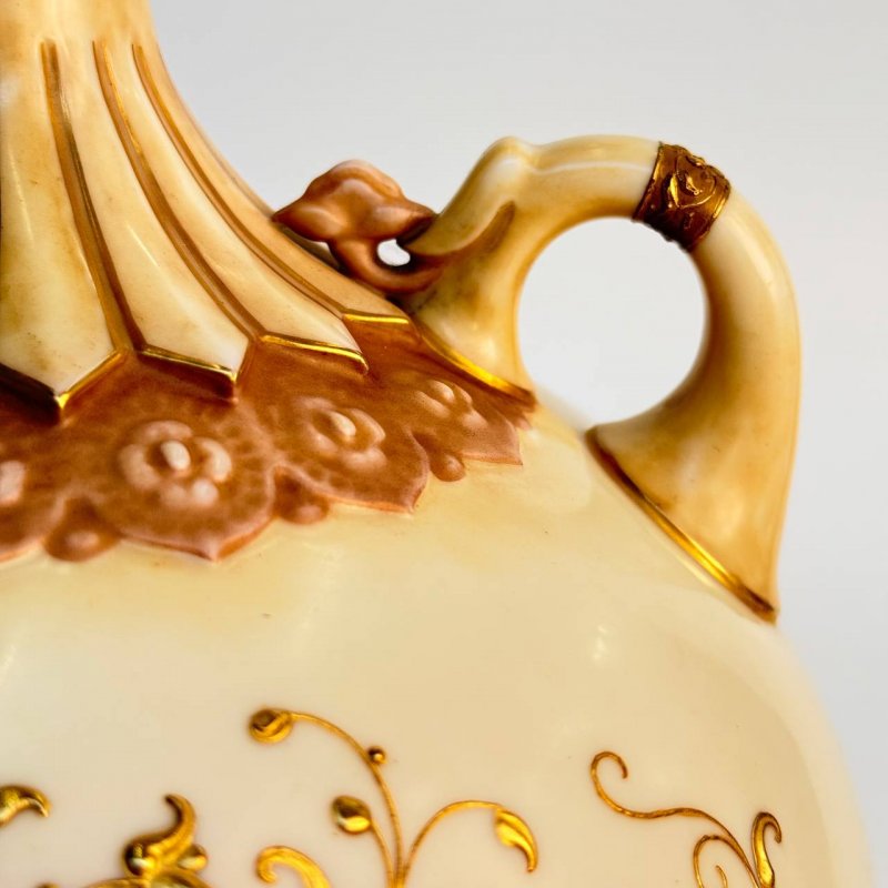 Ваза Royal Worcester