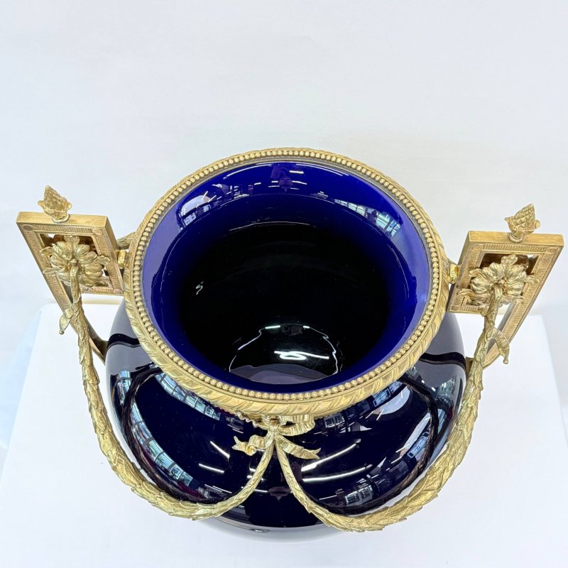  Кобальтовая ваза