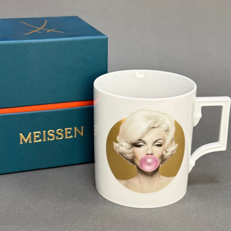 Кружка Meissen × Michael  Meibus  серии «Legends Blowing Bubbles Collection» с изображением Marilyn Monroe Германия 2024 г (j)
