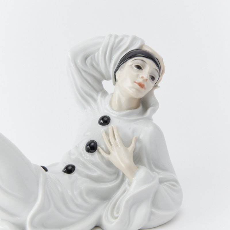 Коллекционная статуэтка Лежащий Пьеро («Пепельная среда»)
