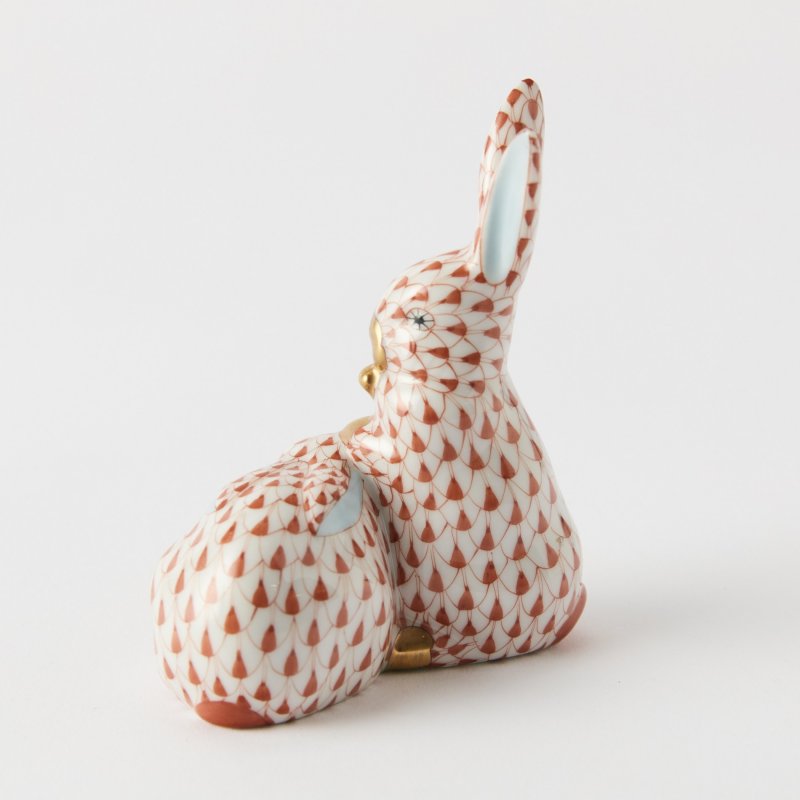 Фарфоровая статуэтка Пара кроликов