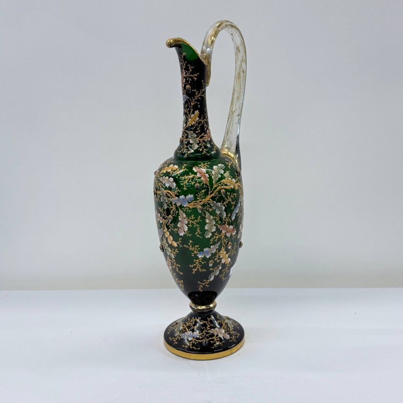 Кувшин зеленого стекла с эмалями Moser