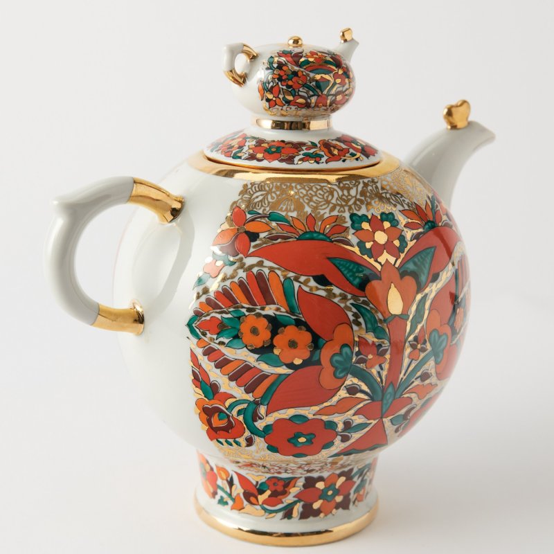 Коллекционный фарфоровый чайник  Красный петух