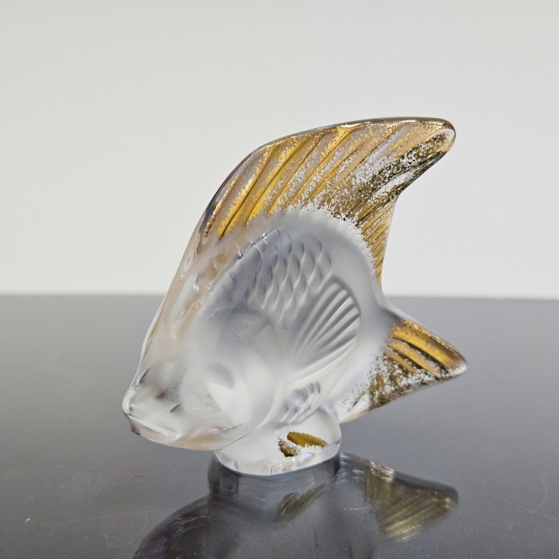 Хрустальная рыбка с позолоченным плавником Lalique