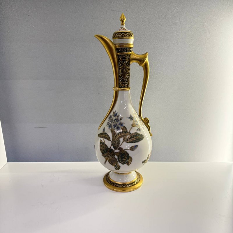 Старинный коллекционный кувшин Royal Worcester