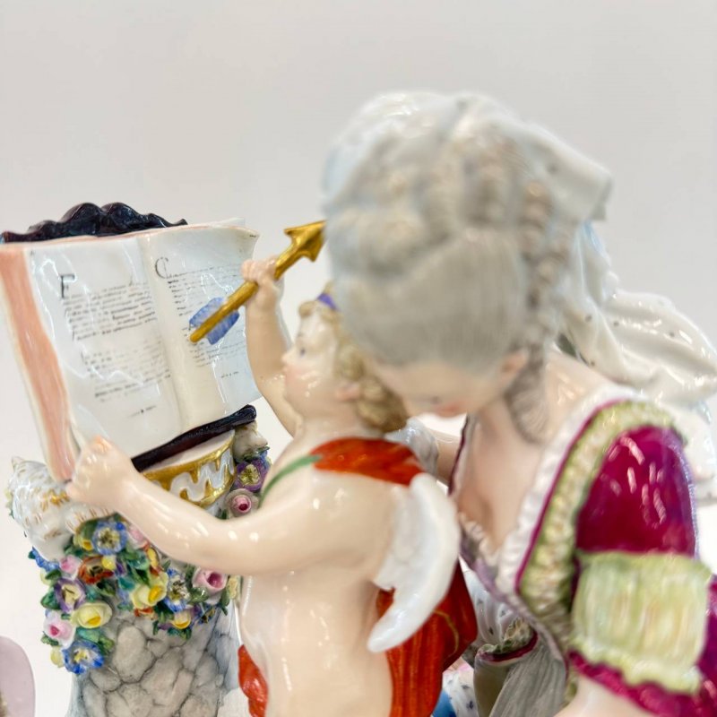 Скульптурная группа Уроки любви Meissen 1850 гг