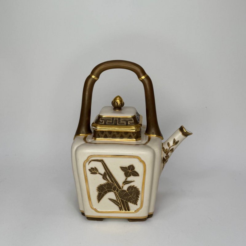 Редкий чайник Royal Worcester