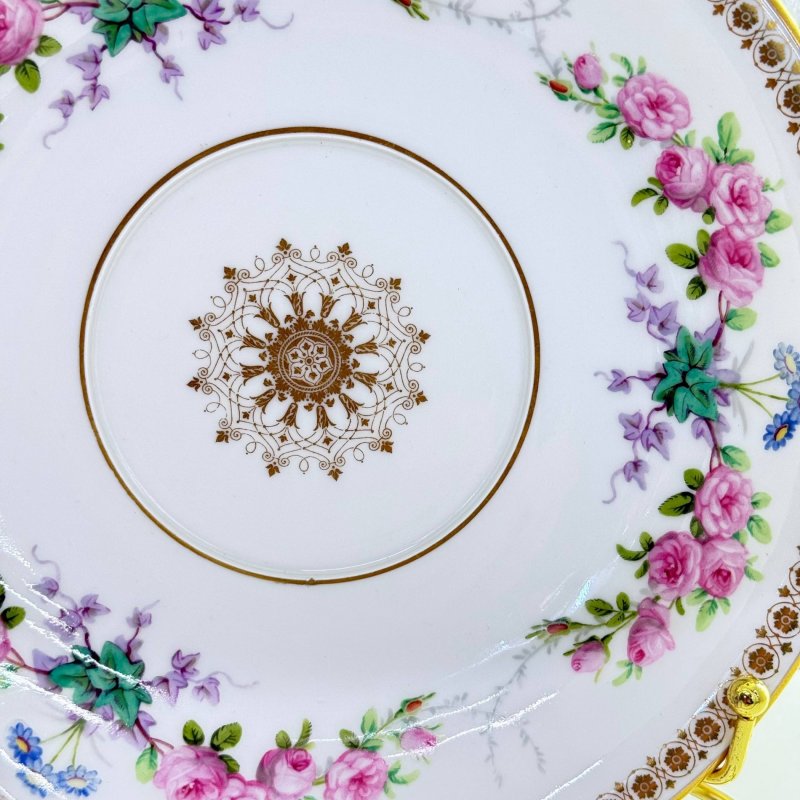 Фарфоровая тарелка императорского Севрского фарфора 
