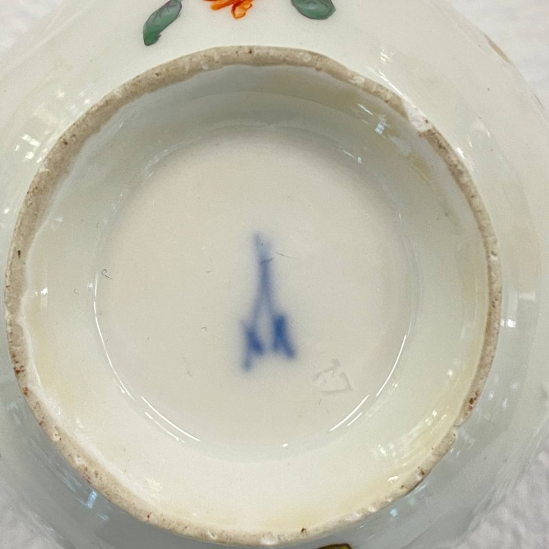 Чашка для шоколада  с крышкой и блюдцем (тройка) Meissen 1745-1755гг