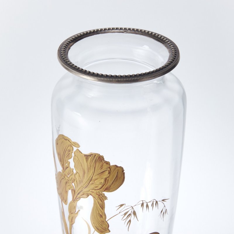 Старинная ваза с ручной росписью Ирис