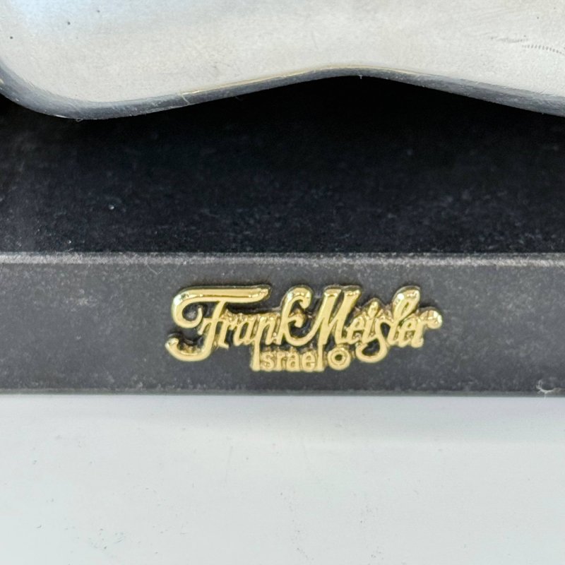 Металлическая скульптура «Лягушка» - Франк Майслер. (к)