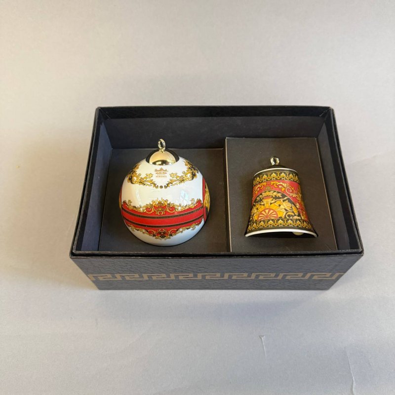 Комплект елочных украшений (колокольчик и шар)