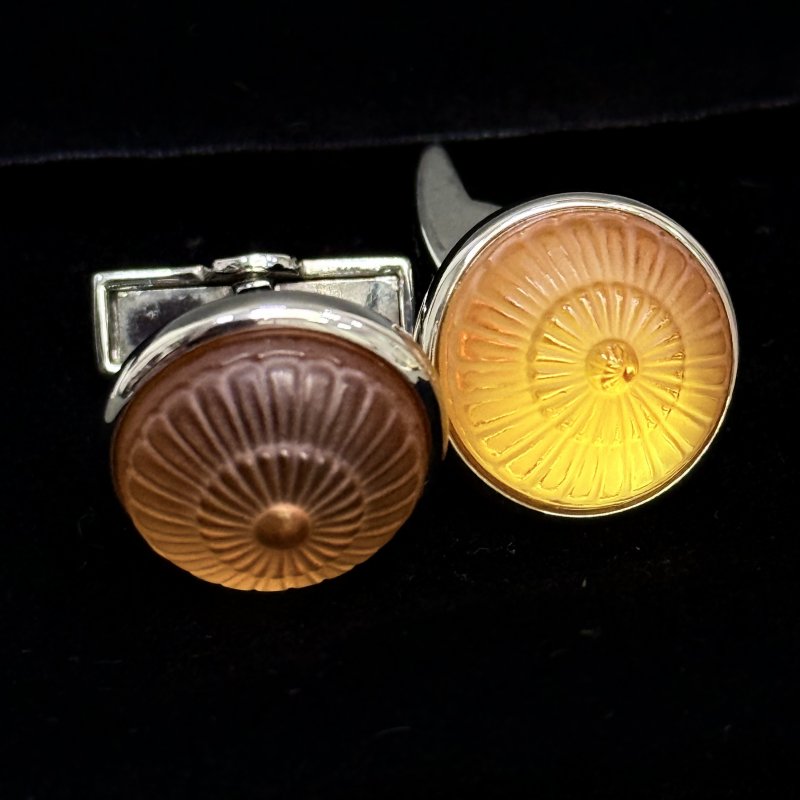 Запонки с палладиевой отделкой и гранёным хрусталём оранжевого цвета 2024-2025 г