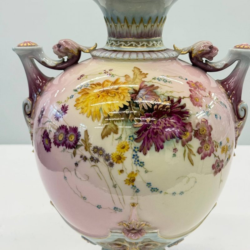 Фарфоровая ваза Royal Worcester (д)