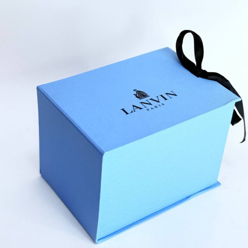 Набор из двух рождественских шаров от Lanvin