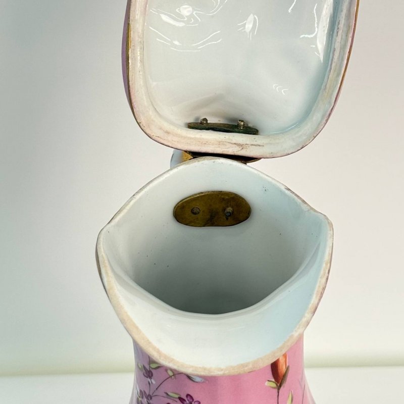 Старинный кувшин с крышкой для воды и умывания Франция