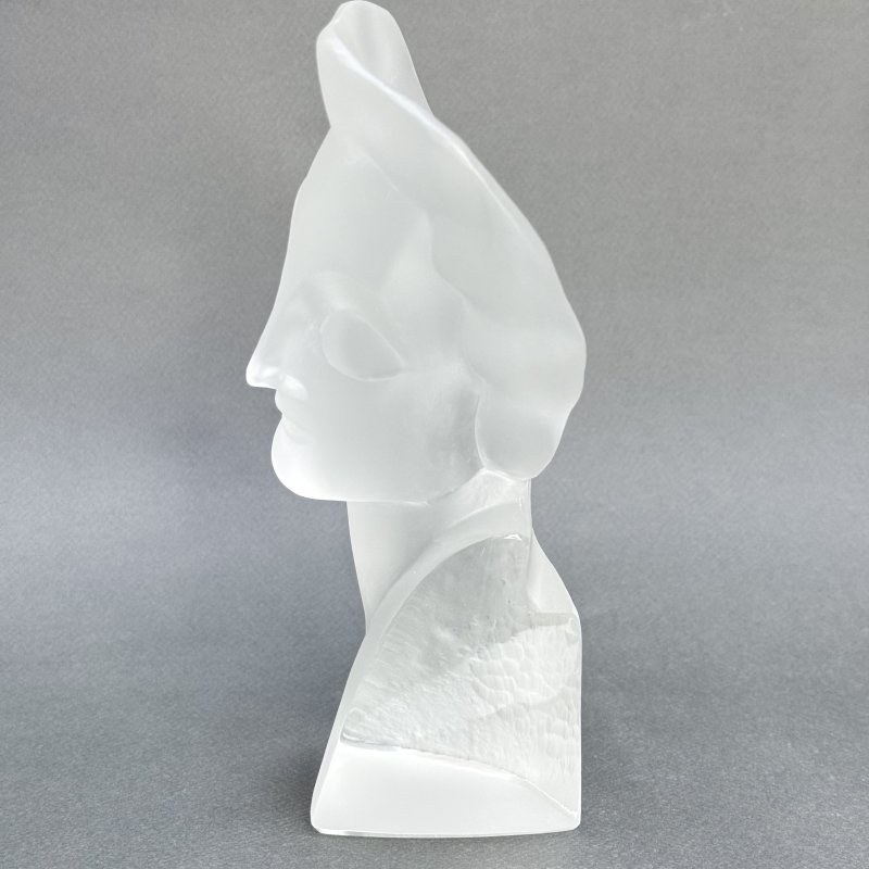 Статуэтка Маска дизайн 1930г. Г. Хоффманн Чехия 21 в