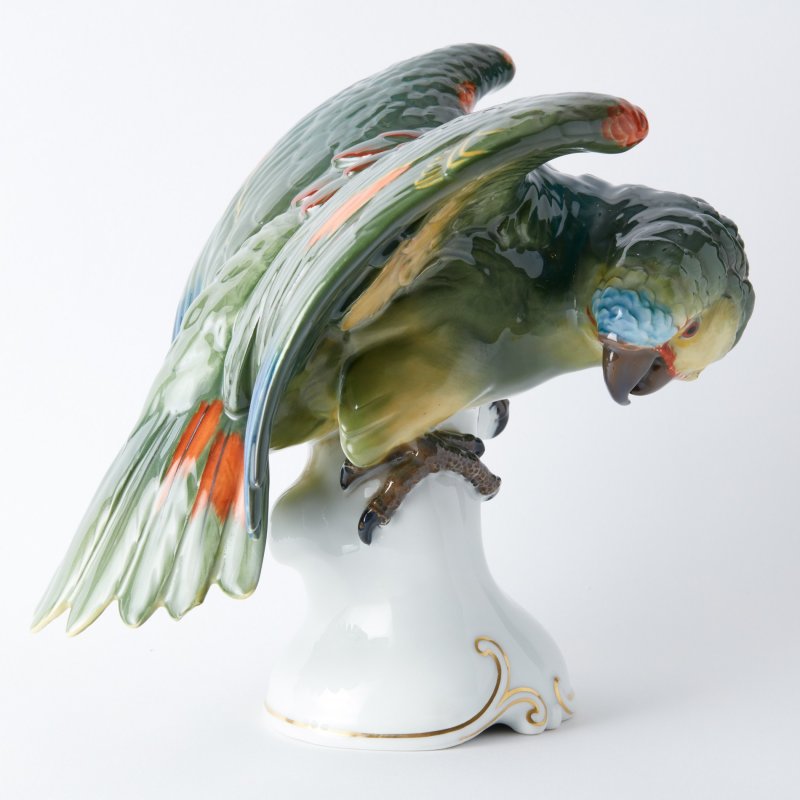 Статуэтка Попугай Брут с ручной росписью 