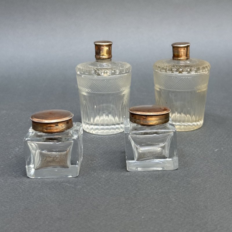 Шитьевой набор и несессер дорожный Palais Royal ( Пале Рояль) Франция 1780-1810 г