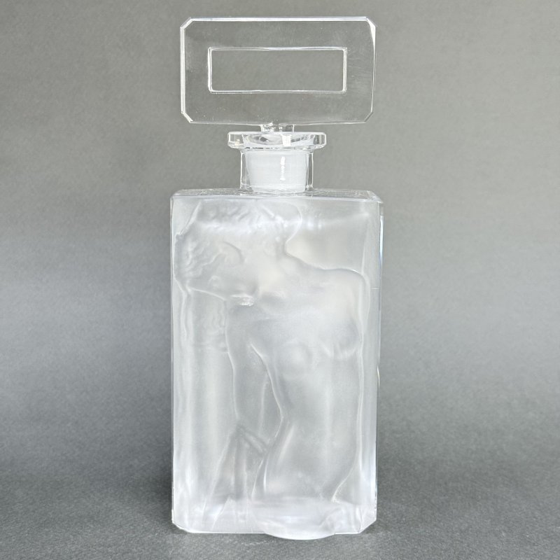 Флакон в стиле Артдеко дизайн 1930г. Г. Хоффманн Чехия 21 в