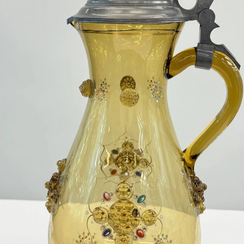 Графин из зеленого стекла с крышкой