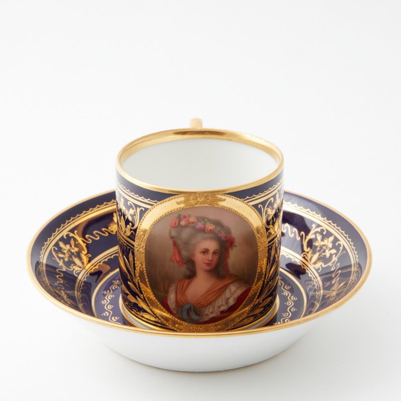 Кофейная чашка с блюдцем Royal Vienna