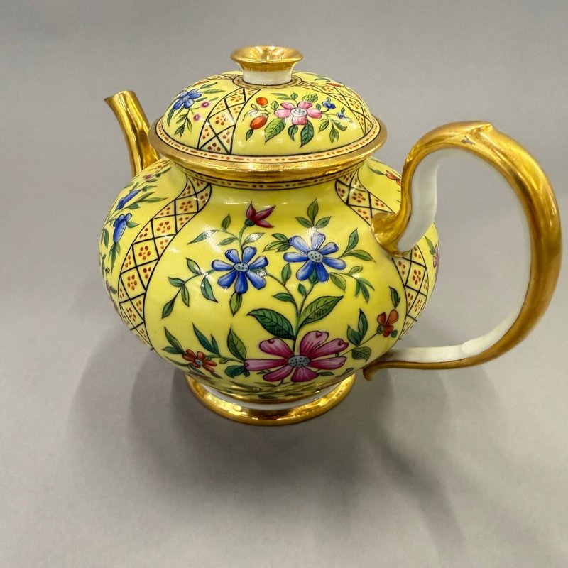  А. Шпис (автор формы). ИФЗ, 1860-е годы. Уникальный тет-а- тет в китайском стиле. Экспертное заключение Доктора искусствоведения Е.С. Хмельницкой. 