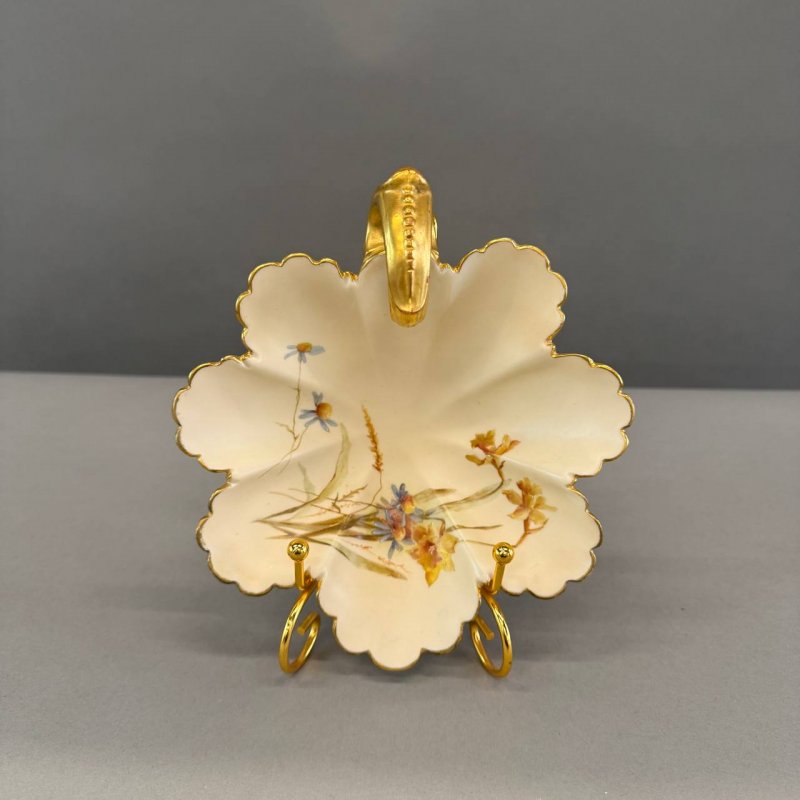Антикварное фарфоровое блюдо мануфактуры Royal Worcester