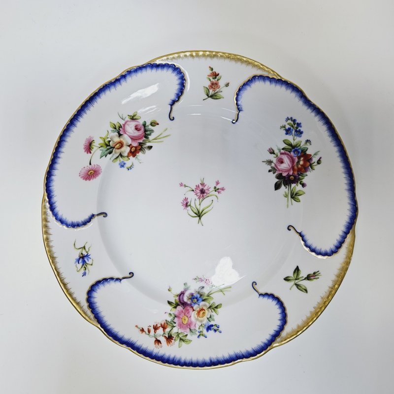 Тарелка  из Капустного сервиза . ИФЗ, период AIII , 1881-1894гг