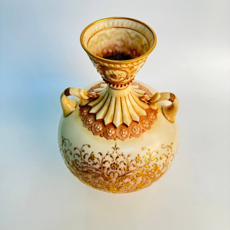 Ваза Royal Worcester