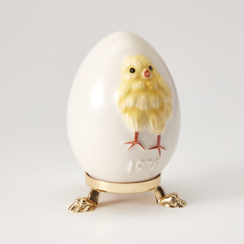 Яйцо с цыпленком на подставке. Goebel 
