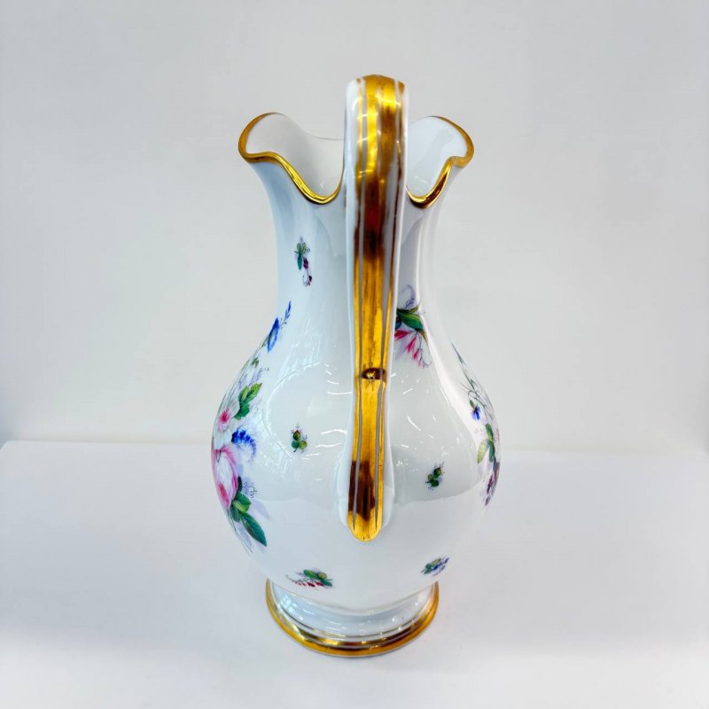 Большой старинный кувшин для воды (к)