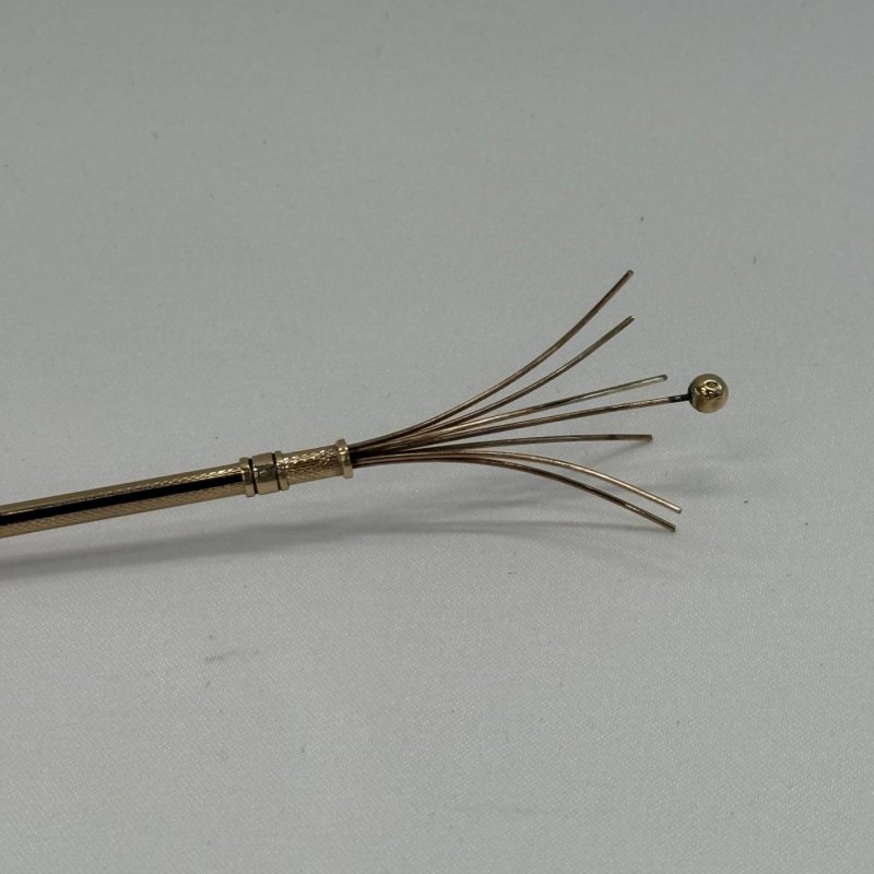 Золотой Свизл - стик, венчик для шампанского с штопором с другой стороны