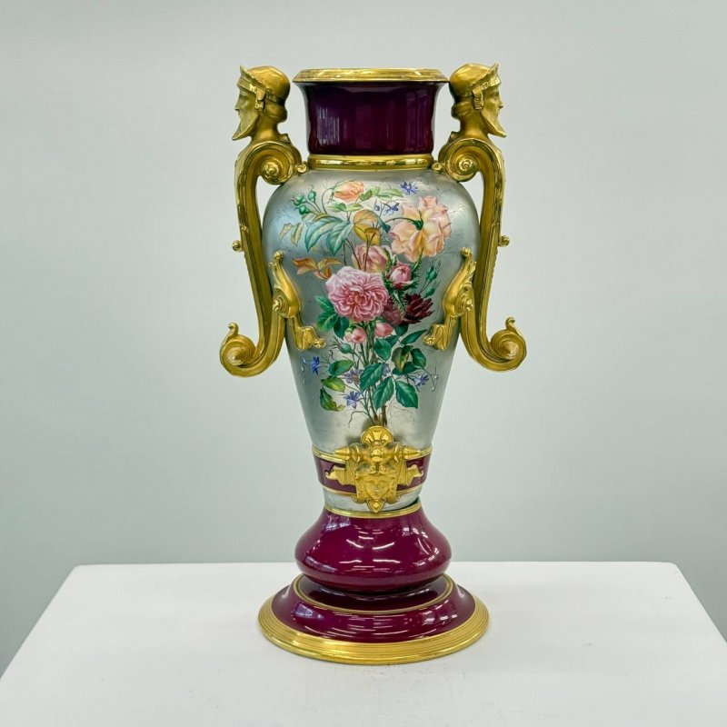 Очень редкая старинная ваза в стиле неоклассицизма 