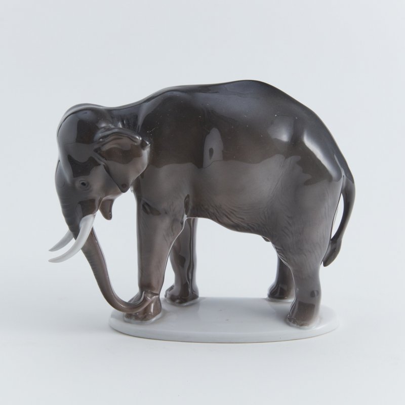 Коллекционная статуэтка Слон
