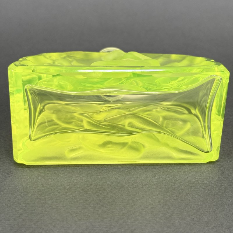 Парфюмерный флакон в стиле Артдеко из вазелинового уранового стекла дизайн 1930г. Г. Хоффманн Чехия 21 в