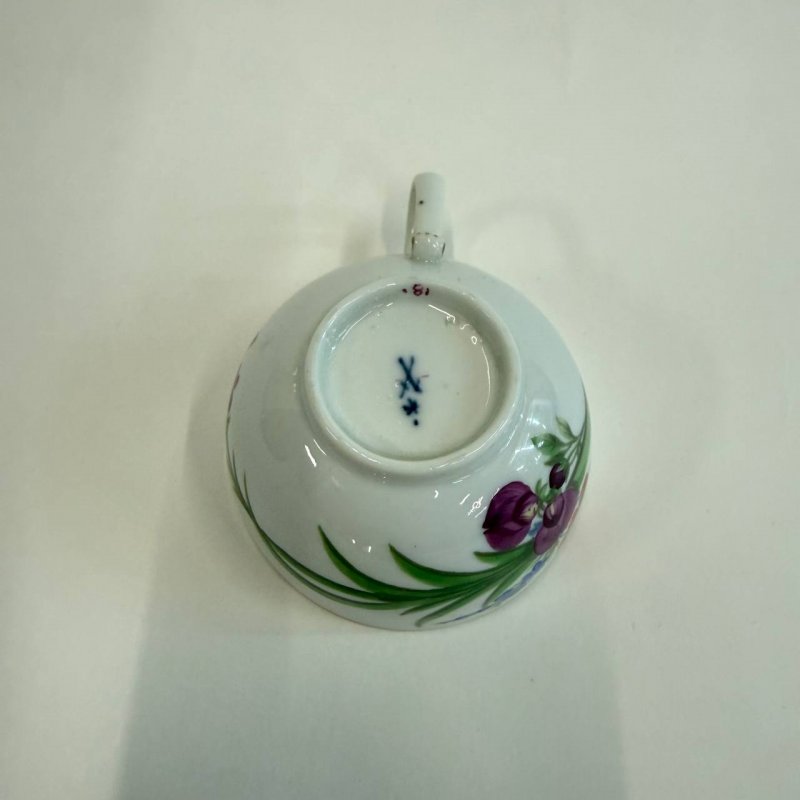 Чашка Meissen период Марколини 1770-1814 г Германия 1880-1890 г