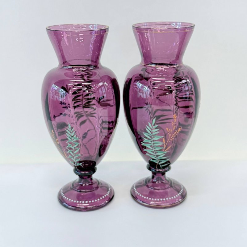 Пара ваз из художественного аметистового стекла Moser