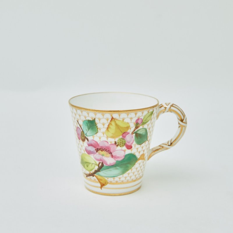 Кофейная чашка в викторианском стиле