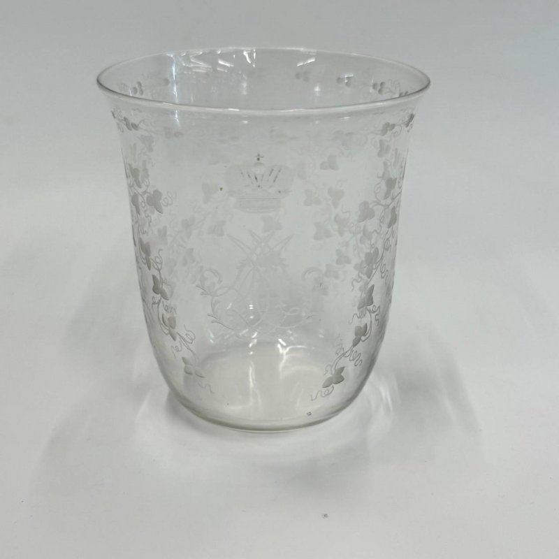 Старинный стакан ручной работы Lobmeyr