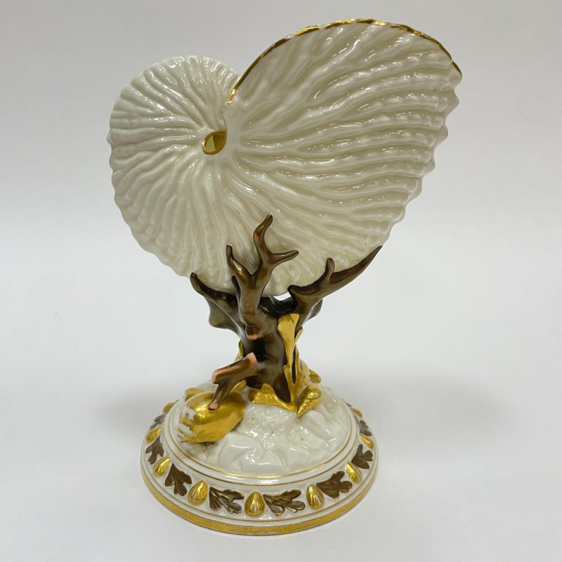 Старинная ваза в форме раковины Nautilus Royal Worcester 1918 г