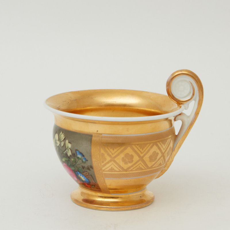 Чашка с росписью цветы завод Попова