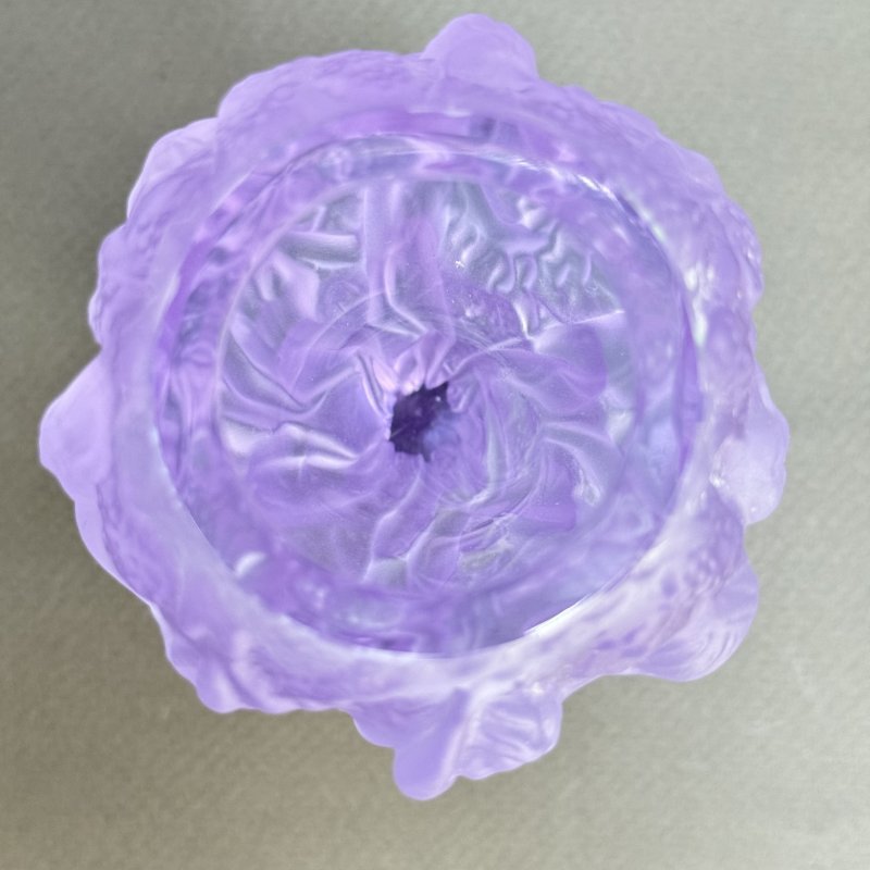 Ваза Вакханки в стиле Артдеко из аметистового стекла дизайн 1930г. Г. Хоффманн Чехия 21 в (Н)