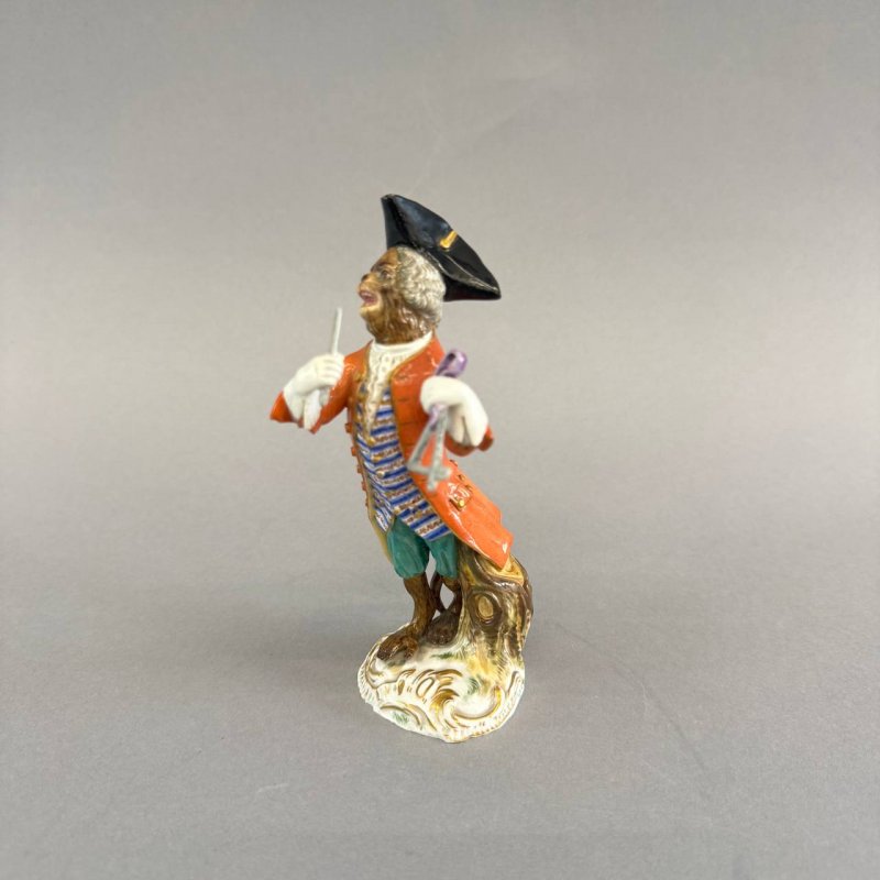 Обезьяна с треугольником Meissen 
