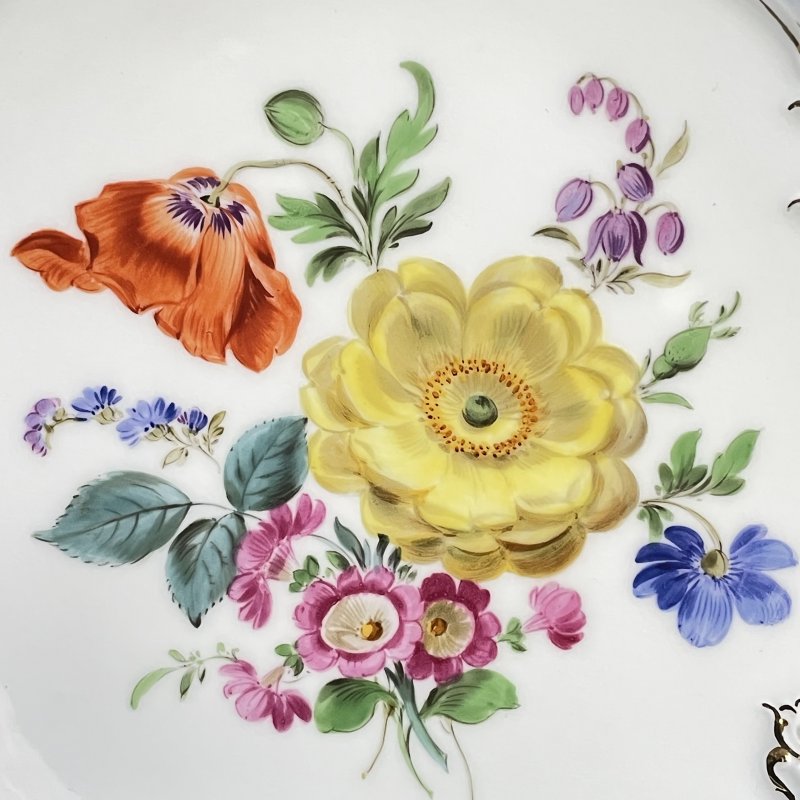 Блюдо с кобальтовым крытьем Meissen