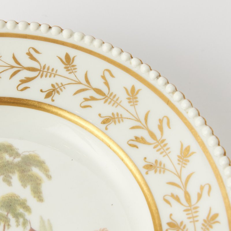 Старинная фарфоровая тарелка с жемчужником. Времена правления Николая II 