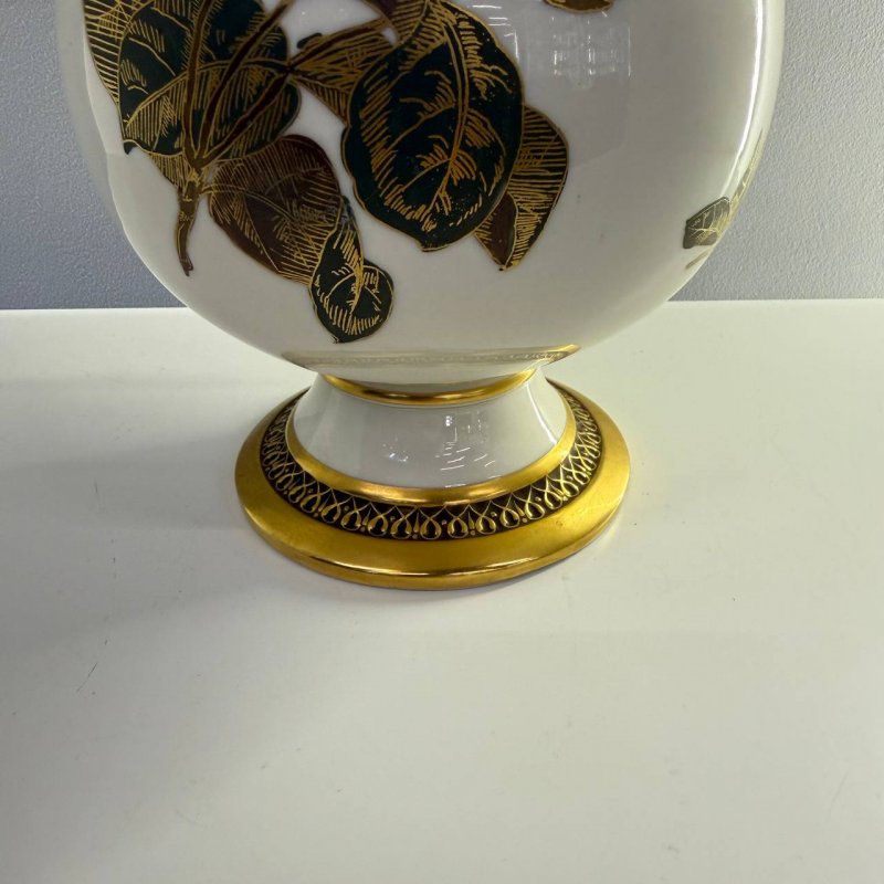 Старинный коллекционный кувшин Royal Worcester